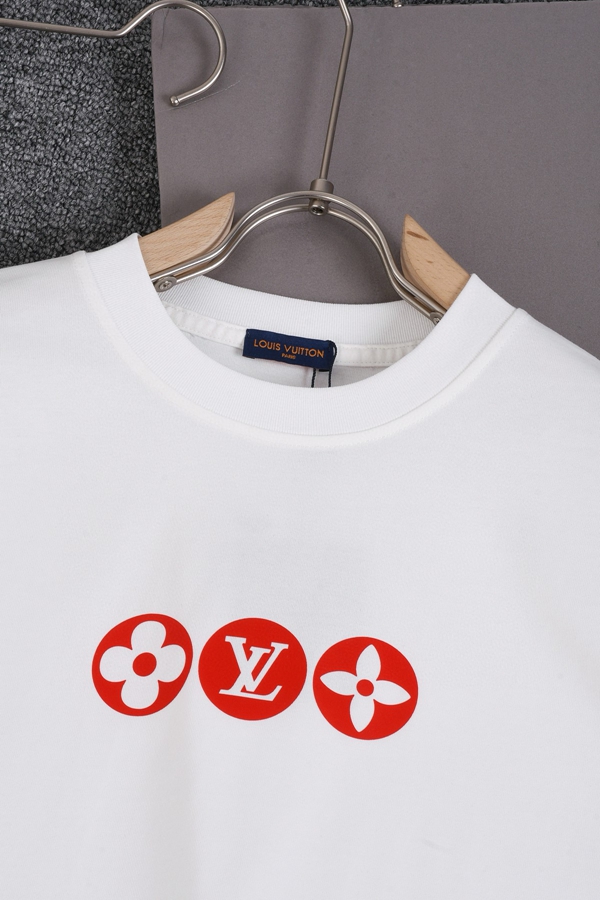 ブランドTシャツ背面デザイン